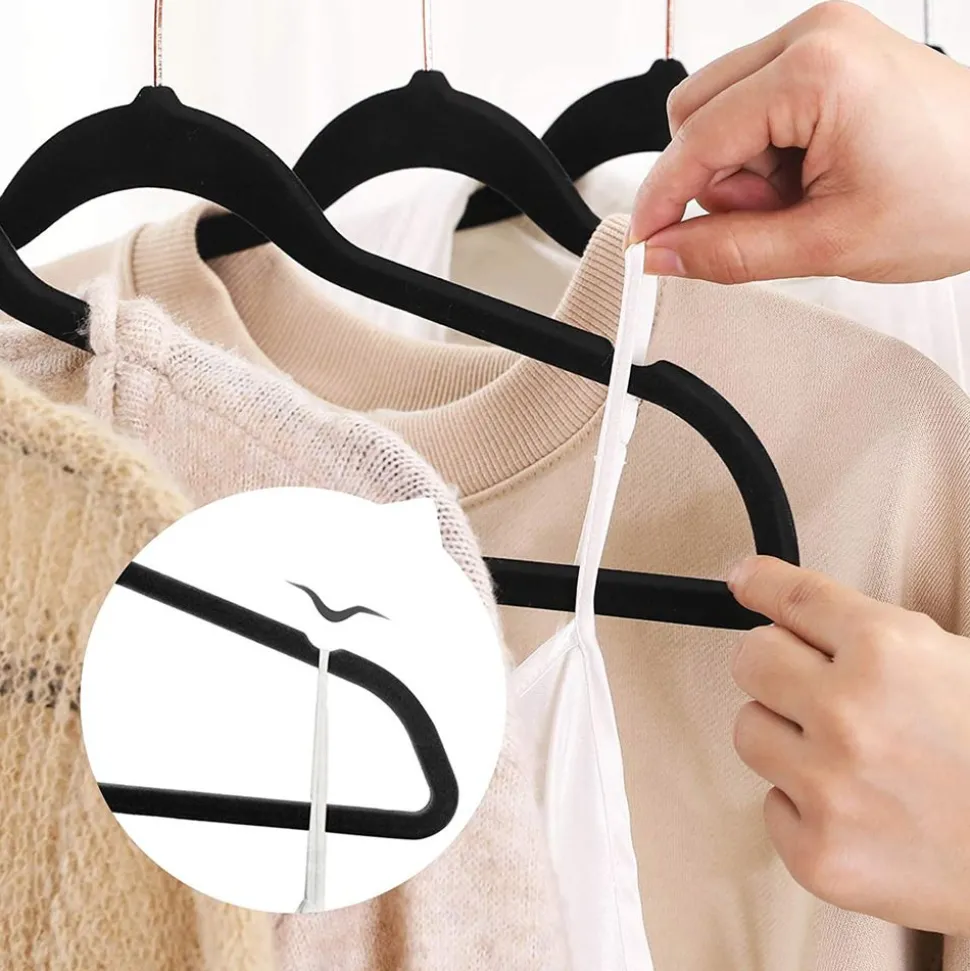 Store SONGMICS 30 Cintres velours noir