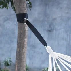 Shop SONGMICS Chaise longue ondulée noir